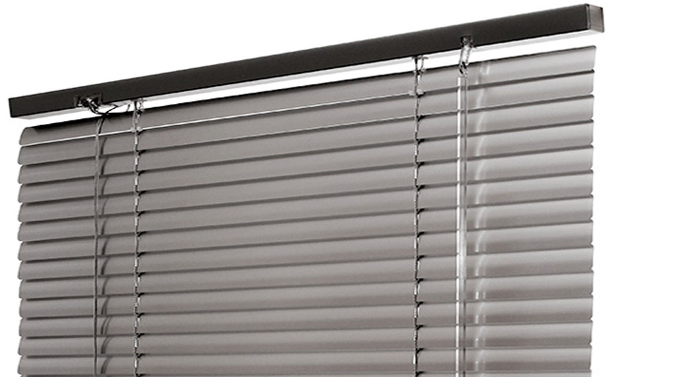 Горизонтальные алюминиевые жалюзи